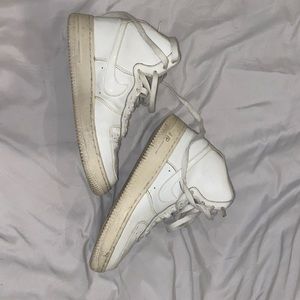 Nike Air Force 1’s Mid